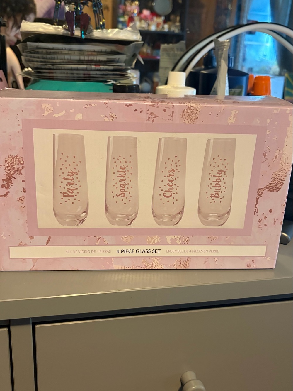 Pink 4-Piece Glass Set - Charming Celebration Flutes